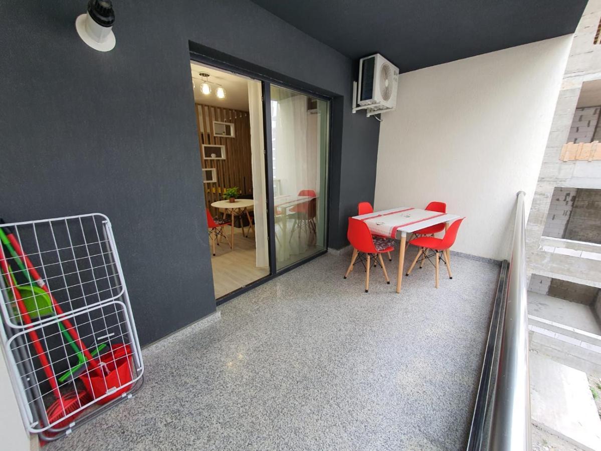 Listone' Apartment 12 Mamaia Nord Navodari Exterior photo