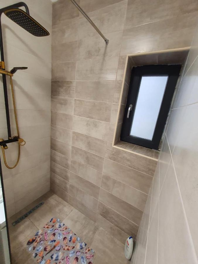Listone' Apartment 12 Mamaia Nord Navodari Exterior photo